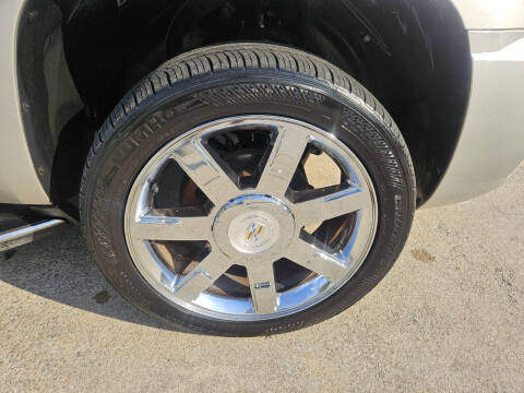 2011 Cadillac Escalade ESV Luxury