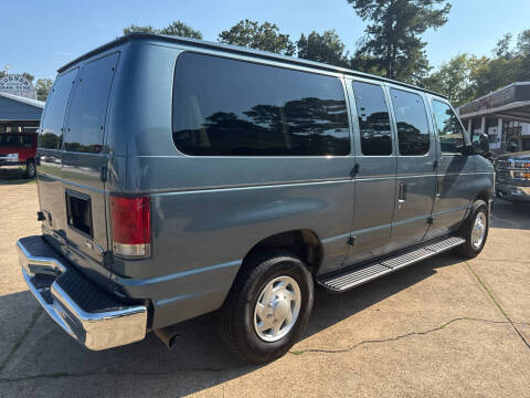 2012 Ford E-Series E-350 SD XLT