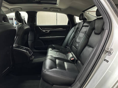 2018 Volvo S90 T5 Momentum
