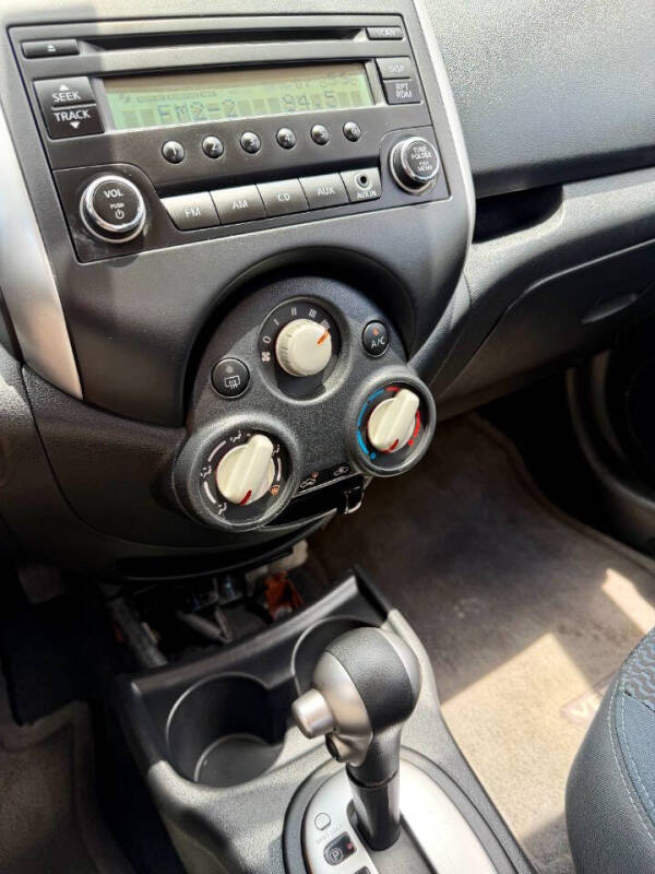 2014 Nissan Versa Note SV