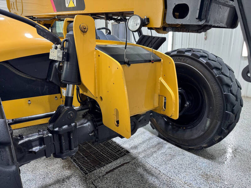 2016 Caterpillar TL642D