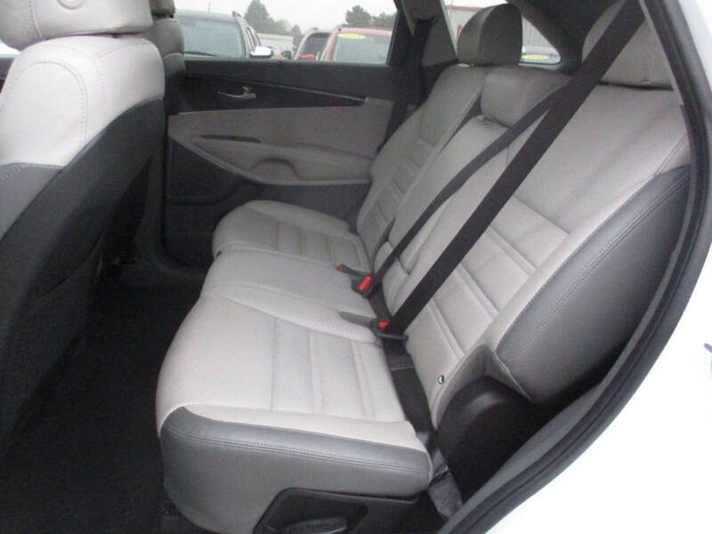 2017 Kia Sorento SX V6