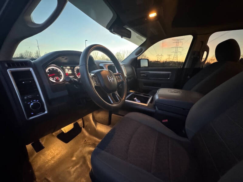 2015 RAM 1500 SLT