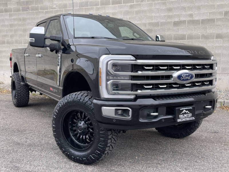 2024 Ford F-350 Super Duty Platinum's photo