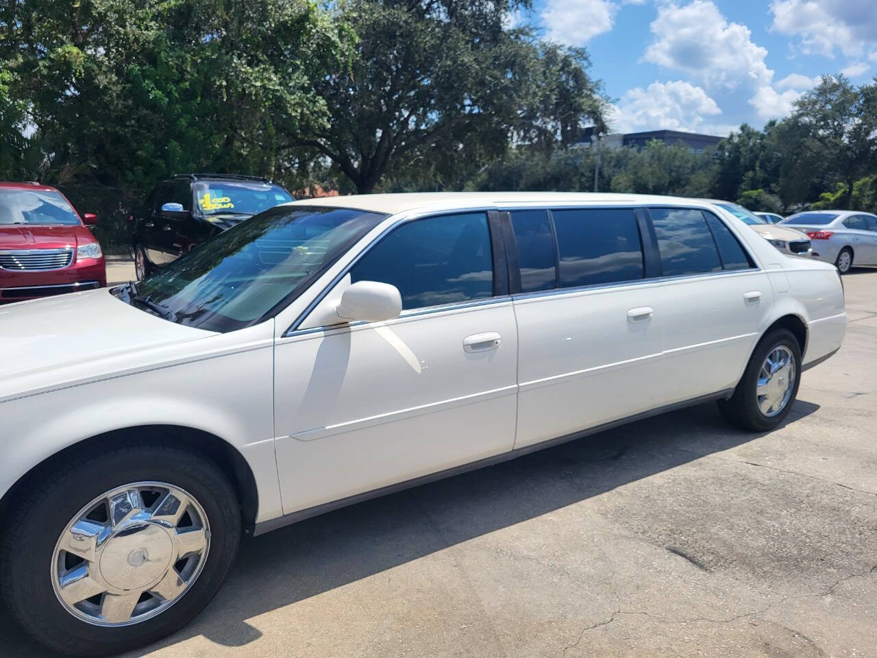 2000 Cadillac Deville Professional for sale at FAMILY AUTO BROKERS in Longwood, FL