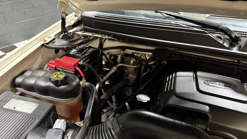 2013 Cadillac Escalade Luxury