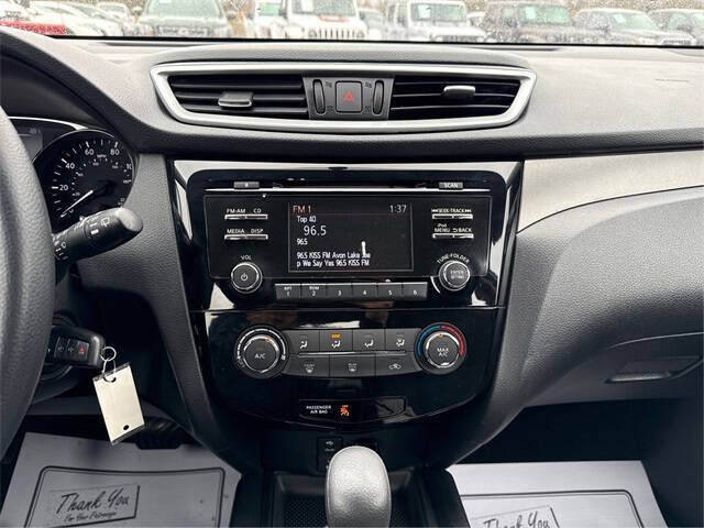 2015 Nissan Rogue SV