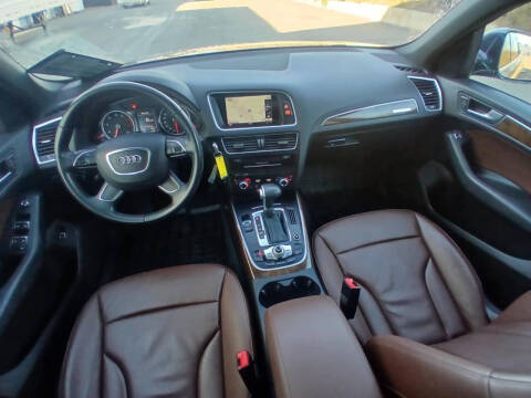 2017 Audi Q5 2.0T quattro Premium