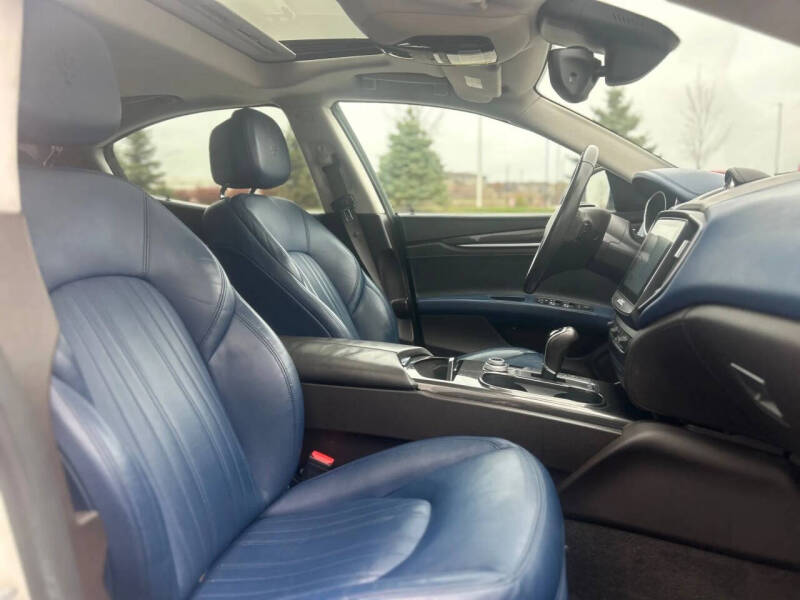 2017 Maserati Ghibli