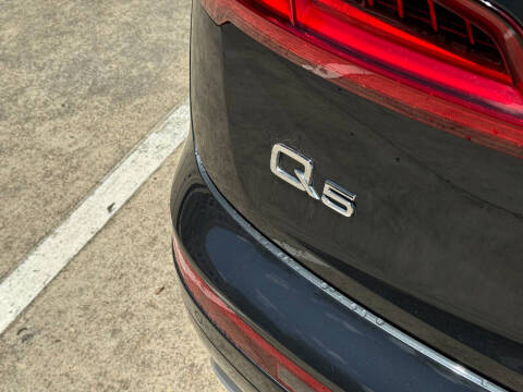 2019 Audi Q5 quattro Premium Plus 45 TFSI