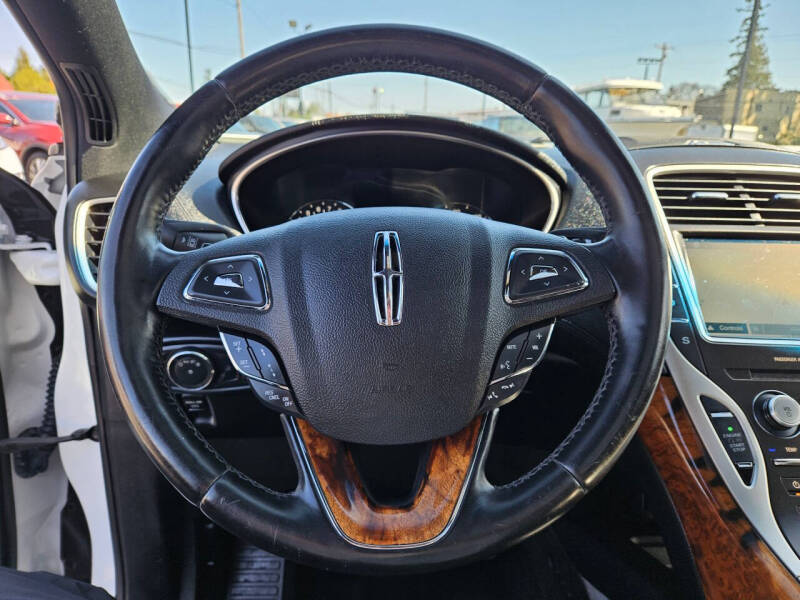 2016 Lincoln MKX Reserve