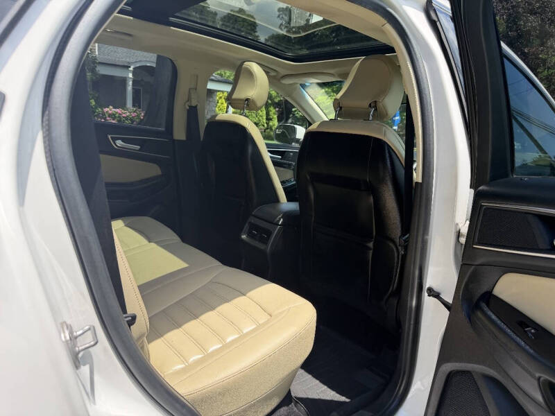 2017 Ford Edge SEL