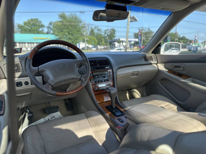 2000 Lexus ES 300