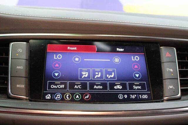 2022 Buick Enclave Essence