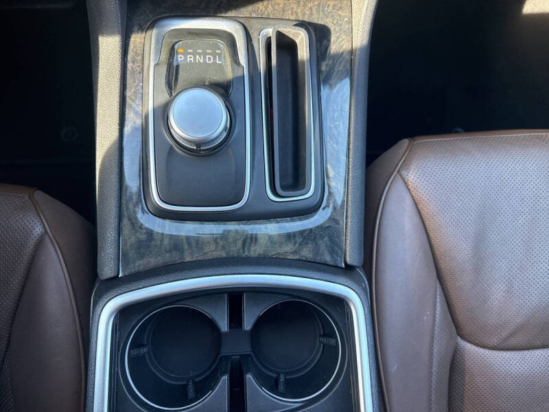 2019 Chrysler 300 Limited