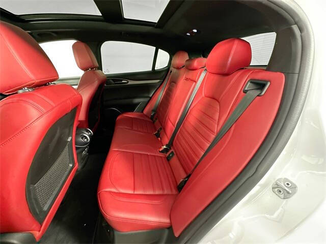 2022 Alfa Romeo Stelvio Veloce