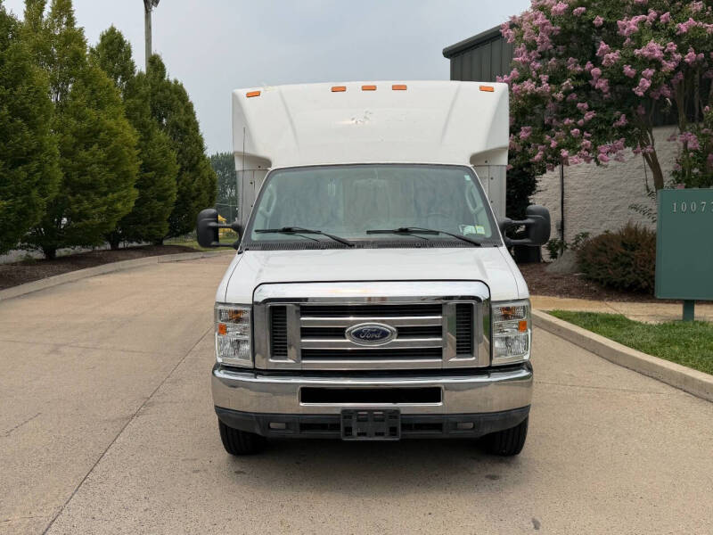 2012 Ford E-Series E-350 SD