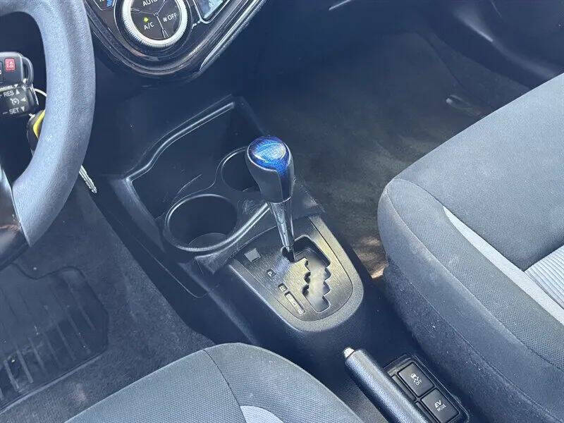 2018 Toyota Prius c
