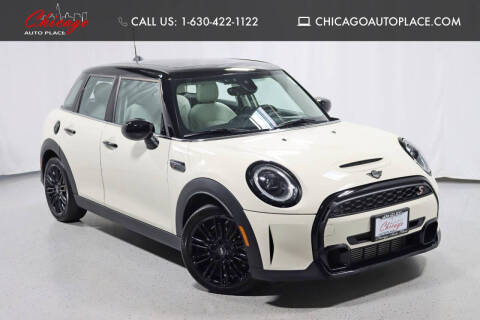 2022 MINI Hardtop 4 Door for sale at Chicago Auto Place in Downers Grove IL