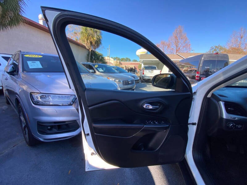 2017 Jeep Cherokee Trailhawk