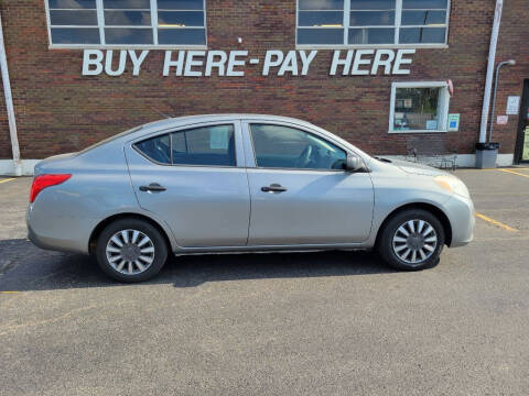 2014 Nissan Versa for sale at Kar Mart in Milan IL