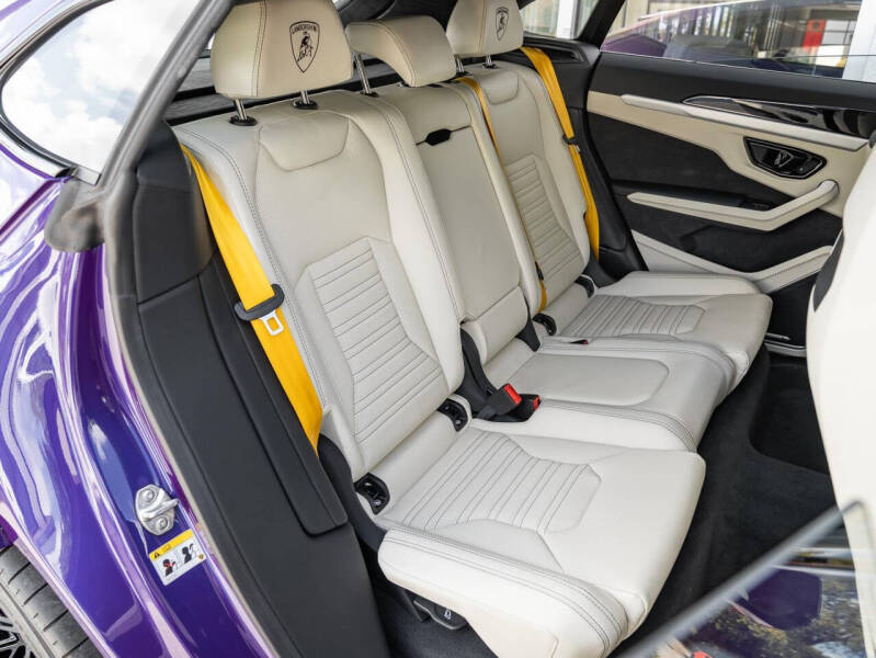 2025 Lamborghini Urus SE