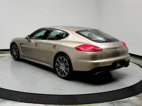 2016 Porsche Panamera