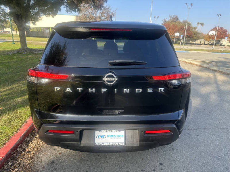 2022 Nissan Pathfinder S