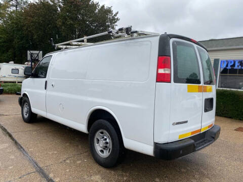 2017 Chevrolet Express 2500