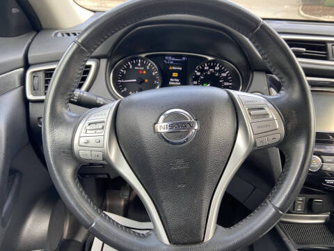 2015 Nissan Rogue SL