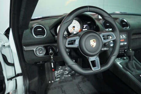 2023 Porsche 718 Cayman GT4 RS