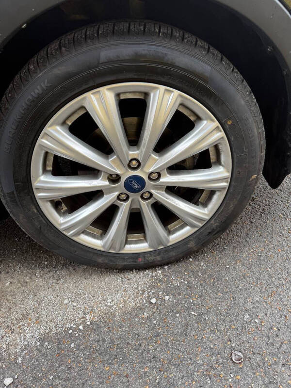 2019 Ford Escape SEL