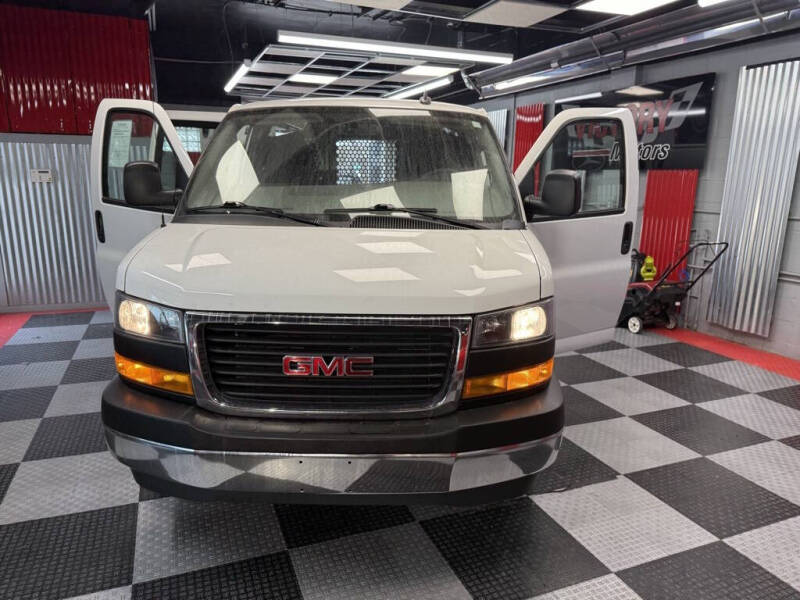 2024 GMC Savana 2500