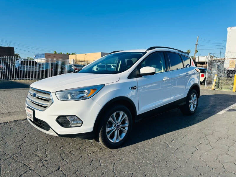 2018 Ford Escape SE photo 4