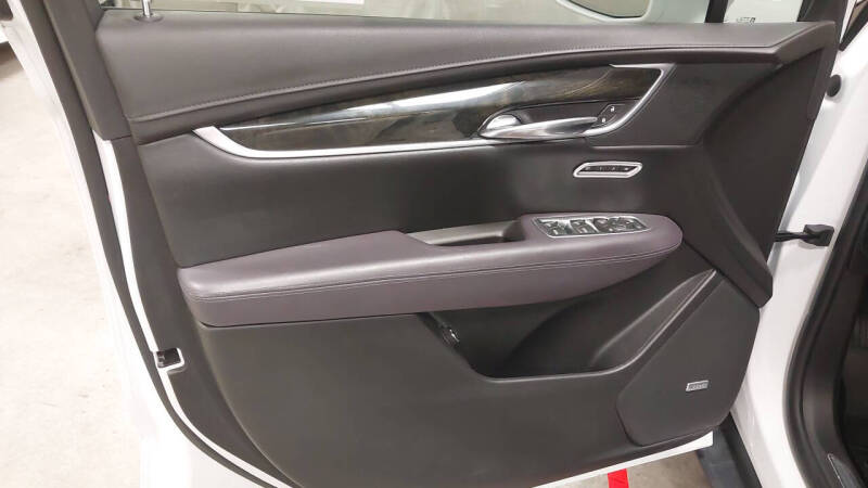 2017 Cadillac XT5 Premium Luxury
