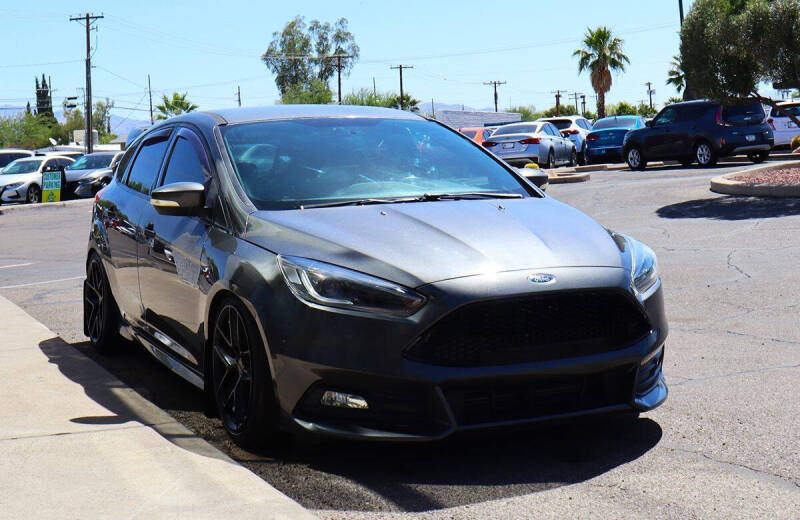 2018 Ford Focus ST