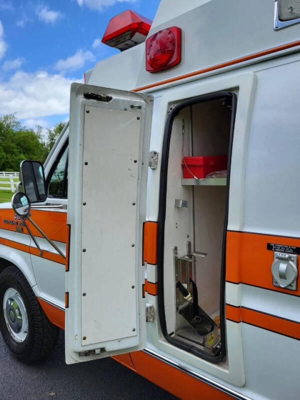 1990 Ford E-Series E-350