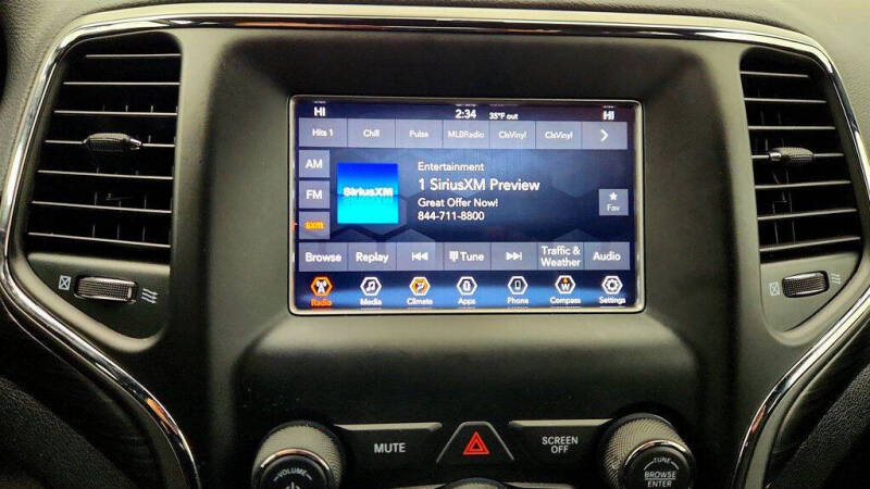 2020 Jeep Grand Cherokee Laredo E