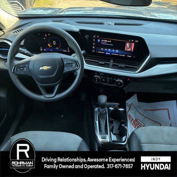 2025 Chevrolet Trax LT