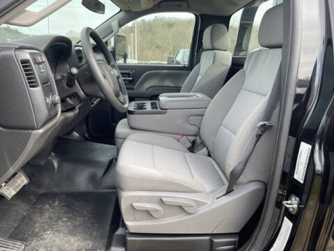 2023 Chevrolet Silverado MD