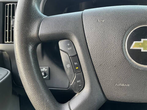 2017 Chevrolet Express LT 3500