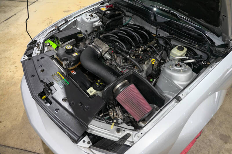 2005 Ford Mustang GT Premium