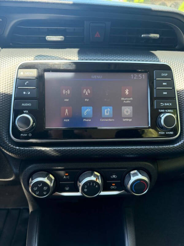 2023 Nissan Kicks S