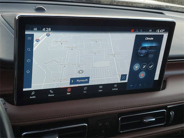 2022 Lincoln Nautilus Reserve