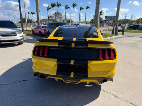 2017 Ford Mustang EcoBoost Premium
