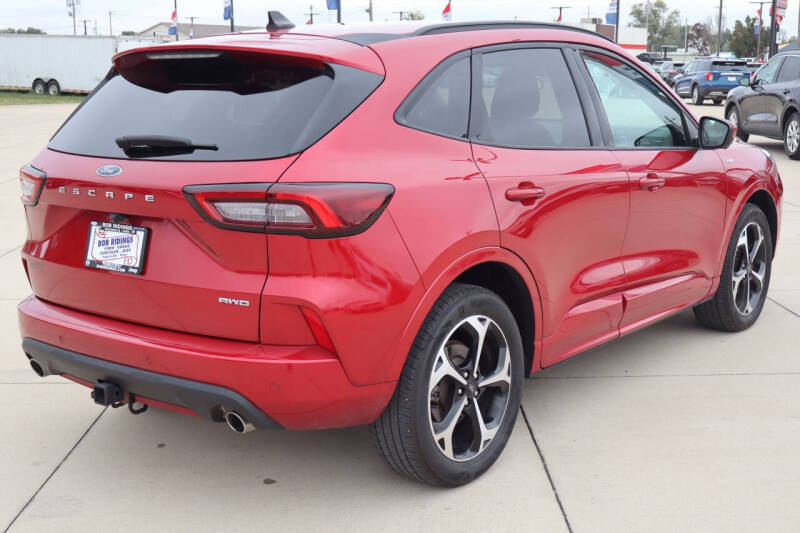 2023 Ford Escape ST-Line Select