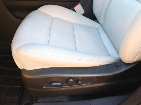 2022 Cadillac XT4 Premium Luxury