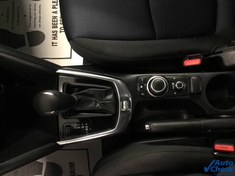 2019 Toyota Yaris LE