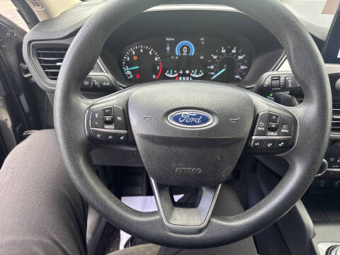 2020 Ford Escape SE