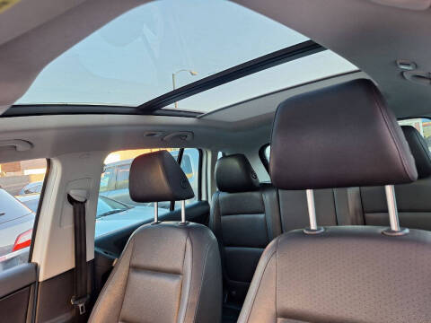 2017 Volkswagen Tiguan 2.0T Wolfsburg Edition